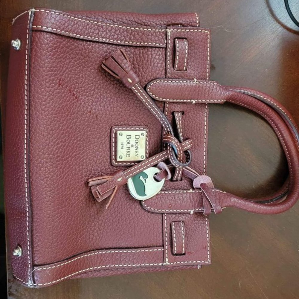 Dooney & Bourke Bag